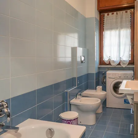 Xenia - Renovated Two-room In Fiera Area ミラノ